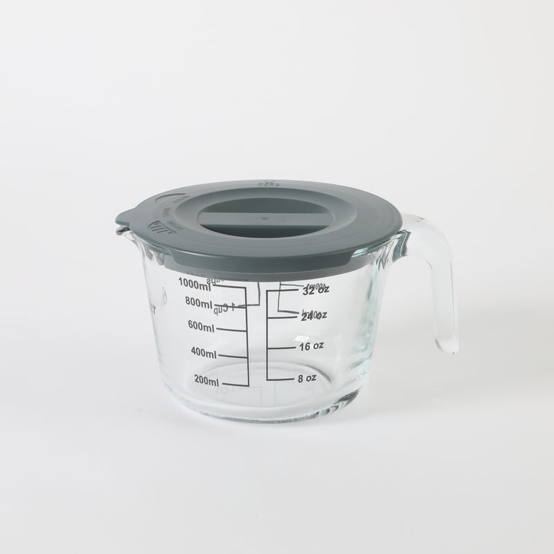 Oster Coolidge Glass 4 Cups Measuring Cup w/ PP Lid - Color Sleeve