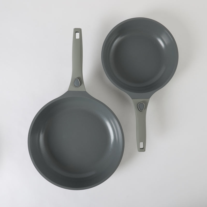 Sur La Table Kitchen Essentials Craft Studio 4pc Aluminum Frying Pan Set - Ceramic Non-Stick Interior - Induction Base - Soft Touch Detachable Handle - Gift Box w/ Remailer (Open Window)
