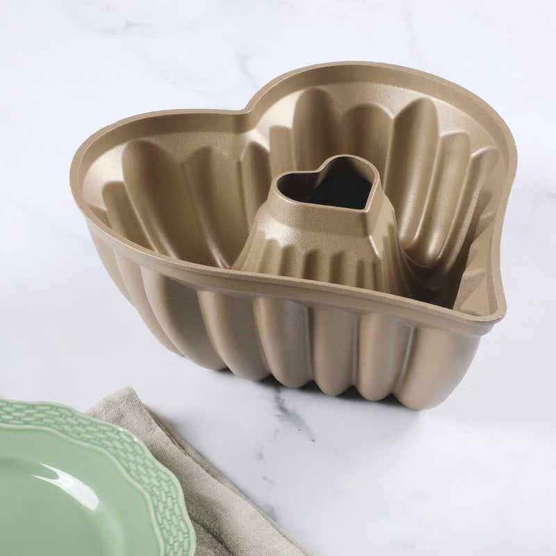 Martha Stewart Festive Holiday 10.25" x 10.75" x 3.9" Cast Aluminum Cake Mold - Heart Shaped - Non-Stick - Color Sleeve