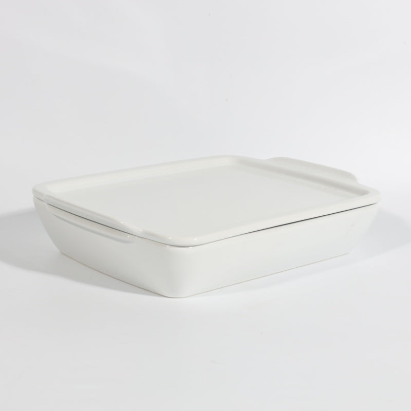 Gibson Elite Gracious Dining 1.9qt (1.8 Liter) Solid Color Stoneware Baker w/ Stoneware Lid - Color Sleeve